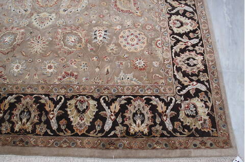 Jaipur Beige Hand Knotted 81 X 102 Area Rug 905-145351 Image 4