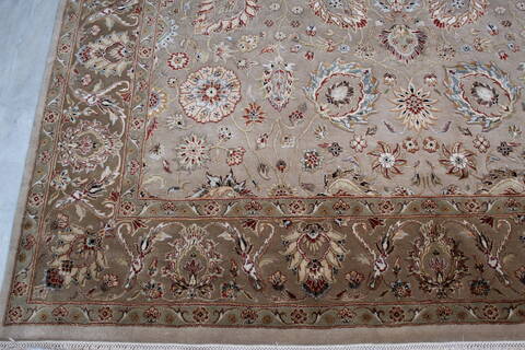 Jaipur Beige Hand Knotted 81 X 105 Area Rug 905-145353 Image 3