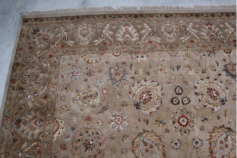 Jaipur Beige Hand Knotted 81 X 105 Area Rug 905-145353 Image 6