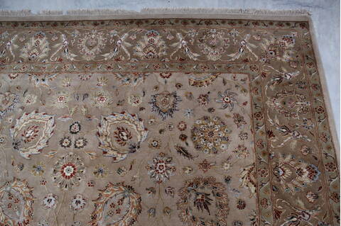 Jaipur Beige Hand Knotted 81 X 105 Area Rug 905-145353 Image 7