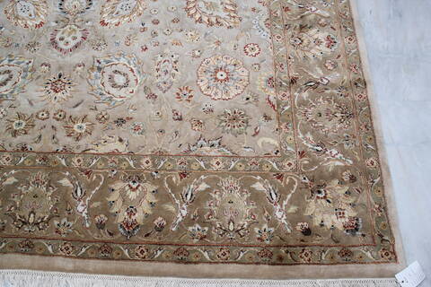 Jaipur White Hand Knotted 80 X 101 Area Rug 905-145355 Image 3