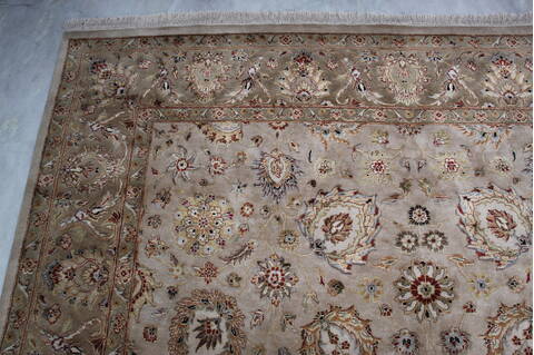 Jaipur White Hand Knotted 80 X 101 Area Rug 905-145355 Image 5