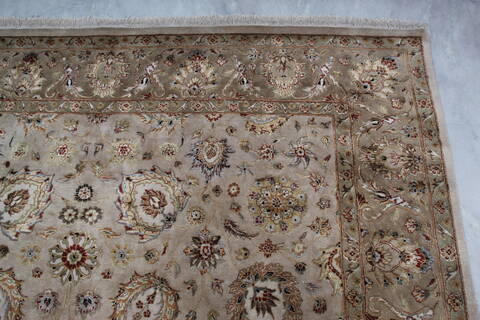 Jaipur White Hand Knotted 80 X 101 Area Rug 905-145355 Image 6