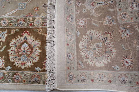 Jaipur Beige Hand Knotted 81 X 101 Area Rug 905-145358 Image 11