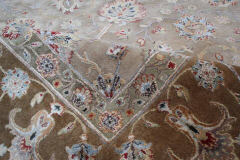Jaipur Beige Hand Knotted 81 X 101 Area Rug 905-145358 Image 9