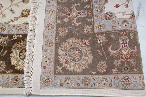Jaipur White Hand Knotted 82 X 103 Area Rug 905-145362 Image 11