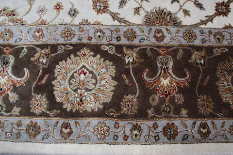 Jaipur White Hand Knotted 82 X 103 Area Rug 905-145362 Image 8