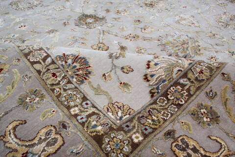 Jaipur White Hand Knotted 81 X 102 Area Rug 905-145363 Image 9