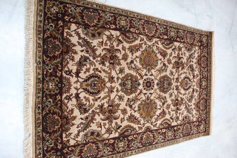 Jaipur White Hand Knotted 41 X 64 Area Rug 905-145370 Image 1