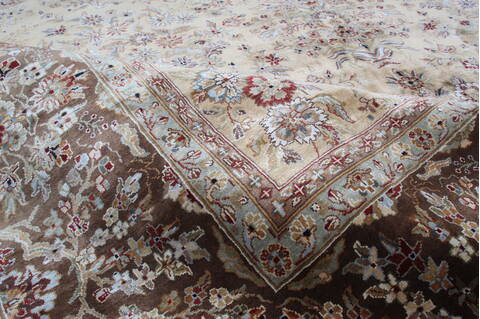 Jaipur Yellow Hand Knotted 811 X 123 Area Rug 905-145373 Image 10