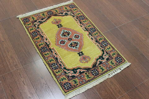 Vintage Multicolor Hand Knotted 20 X 30 Area Rug 902-145403 Image 1