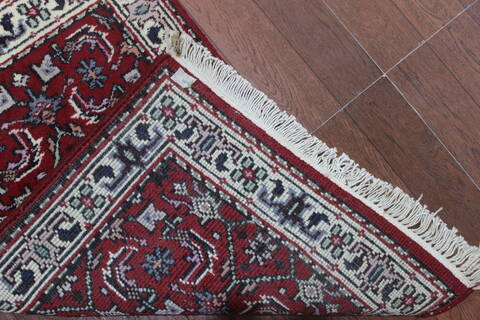 Vintage Multicolor Hand Knotted 20 X 30 Area Rug 902-145411 Image 1