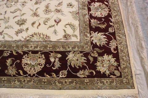 Jaipur White Hand Knotted 122 X 152 Area Rug 905-145424 Image 4