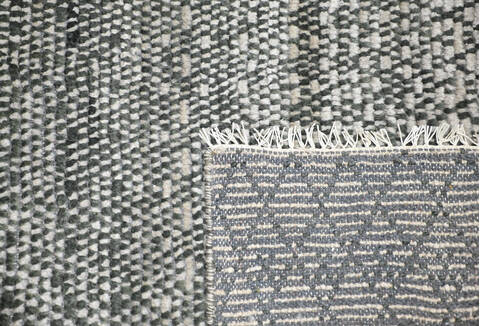 Modern-Contemporary Green Hand Knotted 83 X 107 Area Rug 904-145457 Image 3