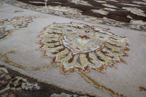 Jaipur Brown Round Hand Knotted 100 X 102 Area Rug 905-145486 Image 4