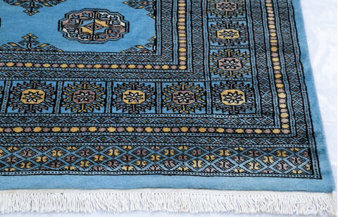 Bokhara Blue Hand Knotted 69 X 102 Area Rug 700-145550 Image 4