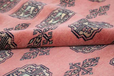 Bokhara Red Hand Knotted 82 X 100 Area Rug 700-145551 Image 5