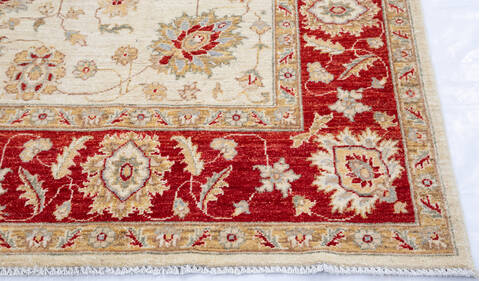 Chobi Beige Hand Knotted 68 X 99 Area Rug 700-145568 Image 4