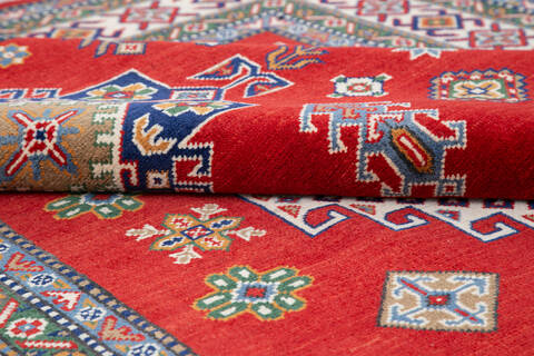 Kazak Red Hand Knotted 59 X 81 Area Rug 700-145590 Image 5