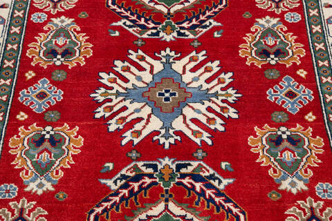 Kazak Red Hand Knotted 42 X 57 Area Rug 700-145594 Image 3