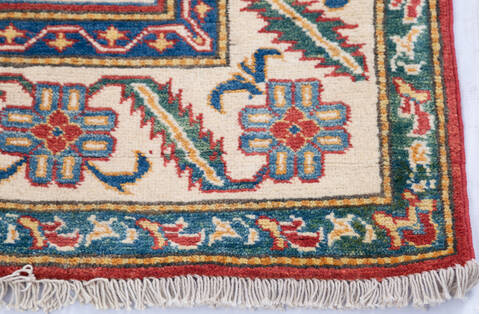 Kazak Green Hand Knotted 58 X 80 Area Rug 700-145607 Image 3