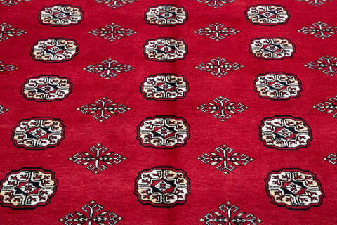 Bokhara Red Square Hand Knotted 80 X 84 Area Rug 700-145658 Image 3