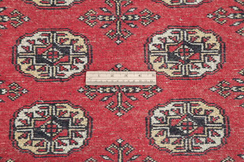 Bokhara Red Hand Knotted 62 X 92 Area Rug 700-145661 Image 6