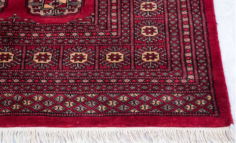 Bokhara Red Hand Knotted 53 X 82 Area Rug 700-145665 Image 4