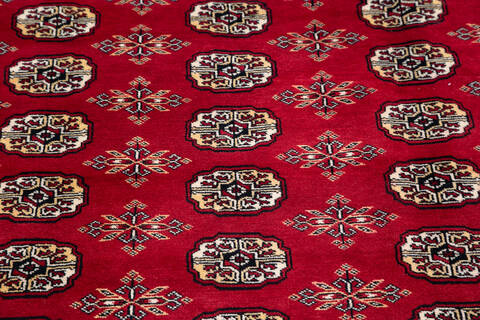 Bokhara Red Hand Knotted 52 X 80 Area Rug 700-145675 Image 3