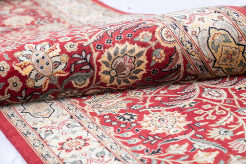 Pak-Persian Red Runner Hand Knotted 27 X 126 Area Rug 700-145697 Image 5