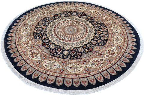 Pak-Persian Black Round Hand Knotted 92 X 92 Area Rug 700-145709 Image 1