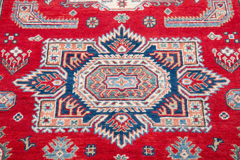 Kazak Red Hand Knotted 55 X 82 Area Rug 700-145712 Image 4
