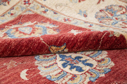 Chobi Red Hand Knotted 100 X 135 Area Rug 700-145730 Image 5