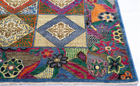 Chobi Multicolor Hand Knotted 80 X 102 Area Rug 700-145744 Image 4