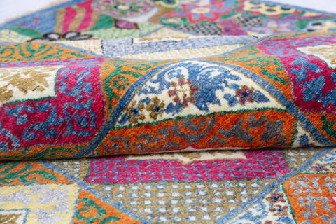 Chobi Multicolor Hand Knotted 80 X 102 Area Rug 700-145744 Image 5