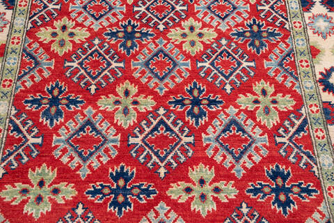 Kazak Red Hand Knotted 40 X 64 Area Rug 700-145783 Image 3