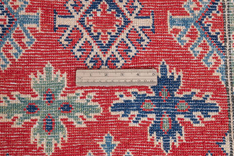 Kazak Red Hand Knotted 40 X 64 Area Rug 700-145783 Image 6
