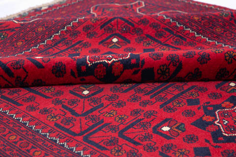 Khan Mohammadi Red Hand Knotted 57 X 77 Area Rug 700-145793 Image 5
