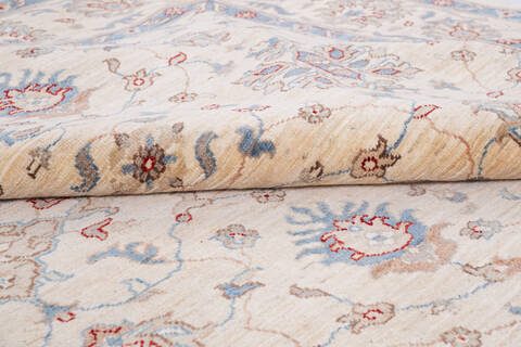 Chobi Beige Hand Knotted 82 X 130 Area Rug 700-145821 Image 5
