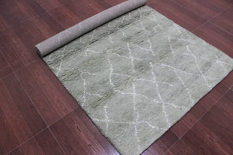 Moroccan Grey Hand Knotted 40 X 60 Area Rug 902-145901 Image 1