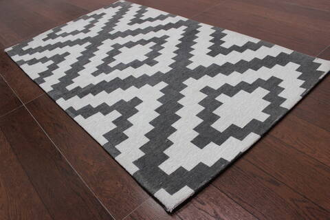 Modern-Contemporary Multicolor Flat Woven 23 X 40 Area Rug 902-145905 Image 1
