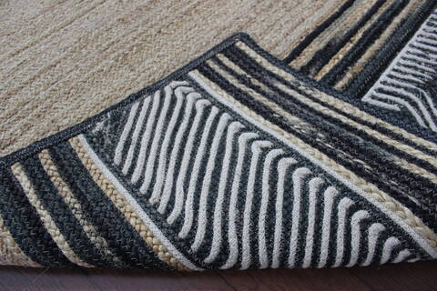 Geometric Multicolor Flat Woven 30 X 50 Area Rug 902-145917 Image 1