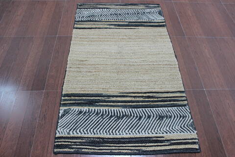 Geometric Multicolor Flat Woven 30 X 50 Area Rug 902-145917 Image 2