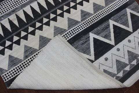 Geometric Multicolor Flat Woven 30 X 50 Area Rug 902-145927 Image 1