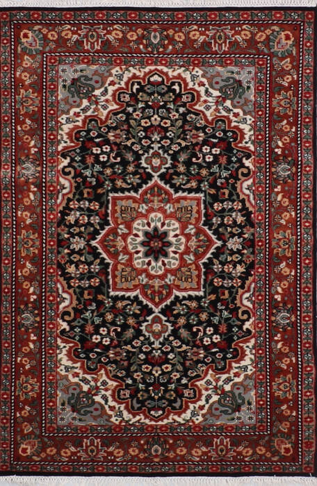 Kashan Black Hand Knotted 40 X 60 Area Rug 905-145954 Image 0