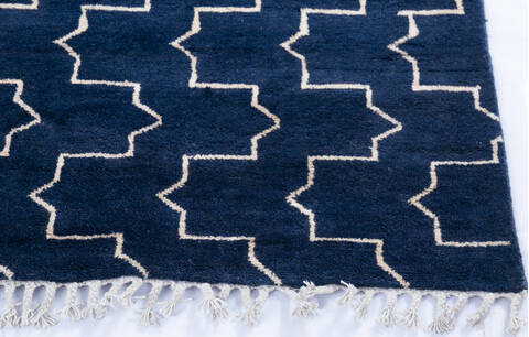 Pak-Persian Blue Hand Knotted 57 X 79 Area Rug 700-145984 Image 4