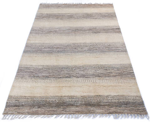 Gabbeh White Hand Knotted 56 X 83 Area Rug 700-145989 Image 1
