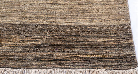 Gabbeh White Hand Knotted 65 X 99 Area Rug 700-145991 Image 4