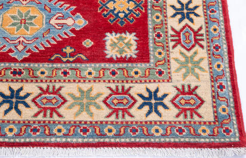 Kazak Red Hand Knotted 40 X 61 Area Rug 700-146002 Image 4