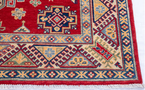 Kazak Red Hand Knotted 50 X 70 Area Rug 700-146008 Image 4